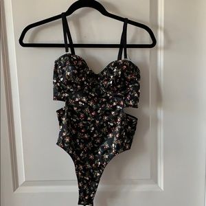 floral print urban body suit
